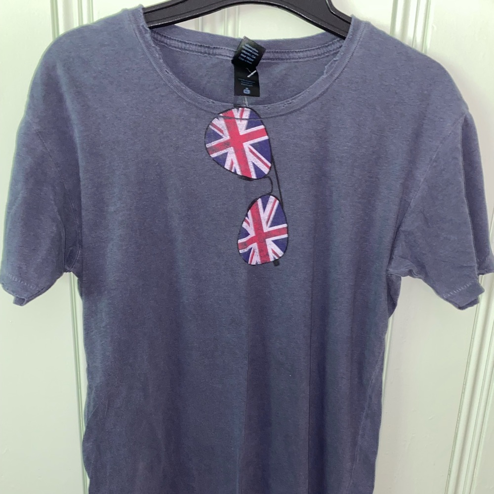 XL Alternative t-shirt